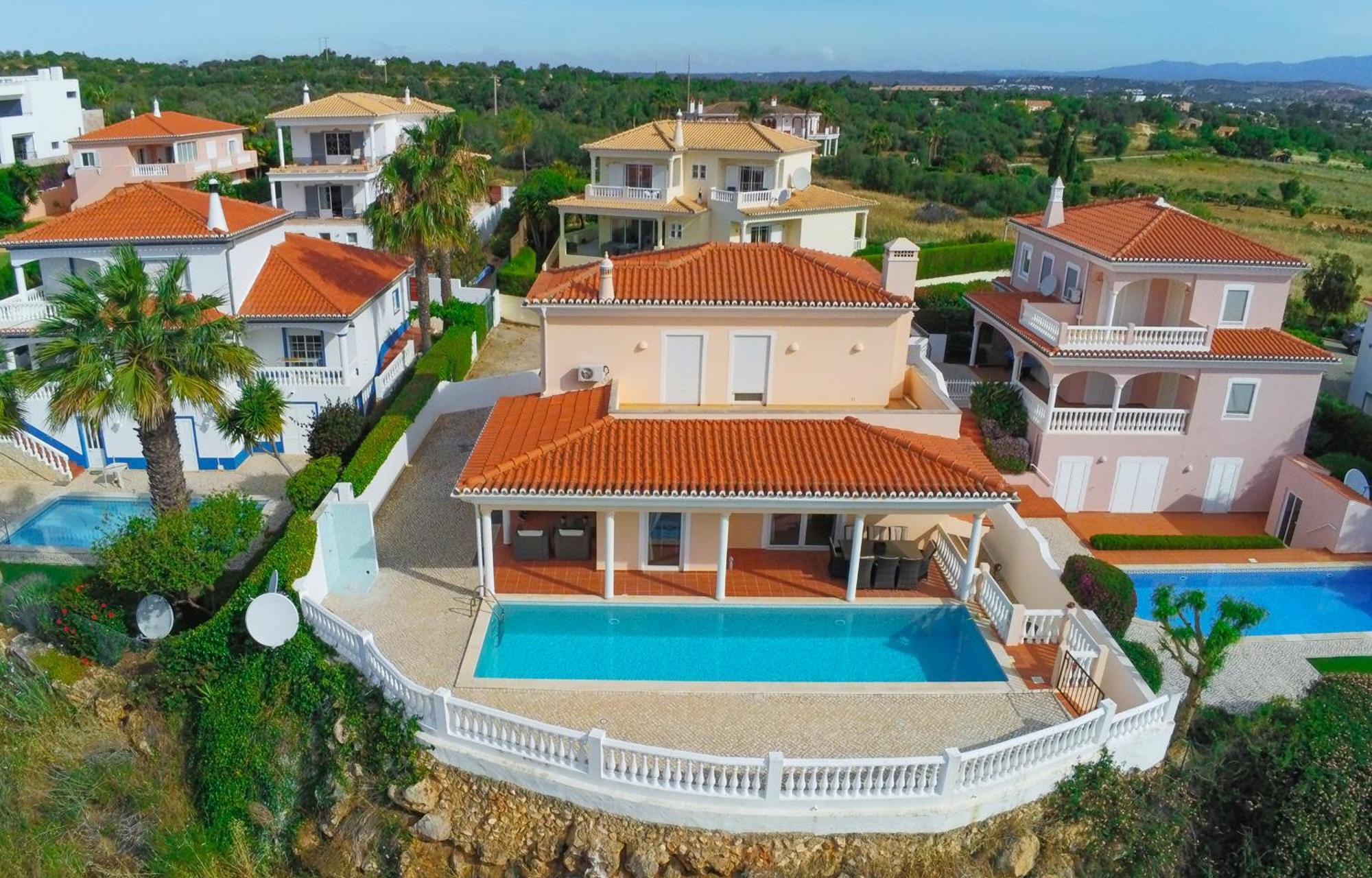 Villa D08 - Bay View In Vale Da *