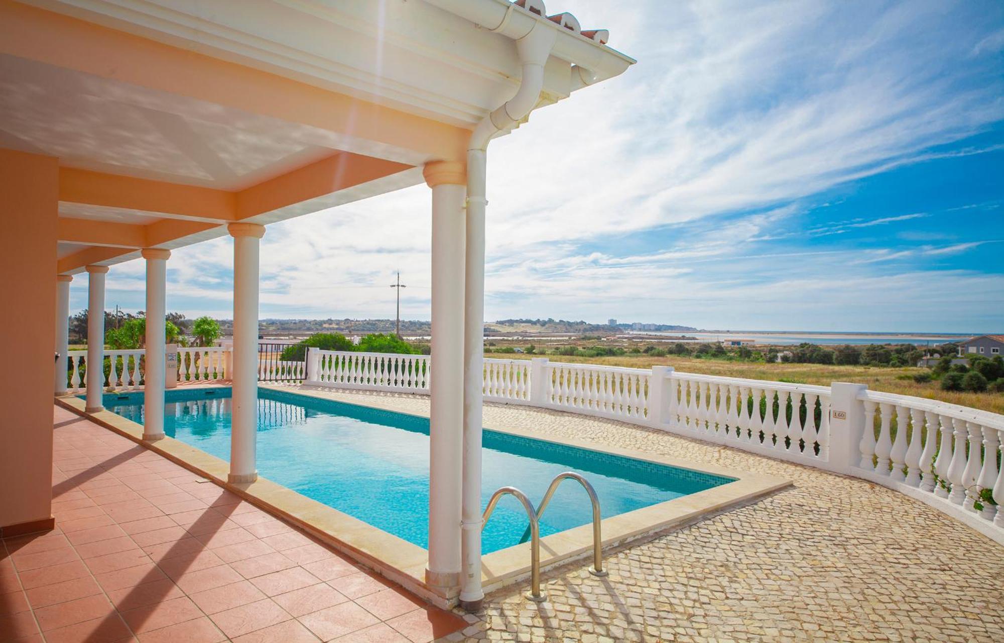 D08 - Bay View In Vale Da Villa